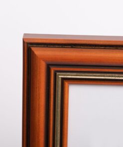 Kορνίζα ξύλινη τοίχου 20Χ30 για φωτογραφία  20X30 χρώμα καφέ καρυδί με χρυσαφί γραμμή σχέδιο T3035W oriana retro-Hoper.gr
