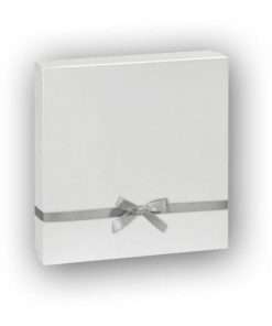 Charlotte Wedding Album white 32X32cm with 100 pages & with rice papers and a pocket on the cover for photos, the album comes with a box-Hoper.gr