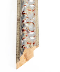 Κορνίζα Ξύλινη Για Πτυχίο σε Χρώμα Ασημί με σκάλισμα & βυσσινί Λεπτομέρειες με σημάδια παλαίωσης  με Τζάμι Ματ   K18/2-Hoper.gr