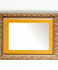Καθρέπτης  ξύλινος τοίχου οριζόντιος χρώμα χρυσό ματ με σκαλίσματα και κίτρινο σχέδιο K2022/1 & 29/18-Hoper.gr