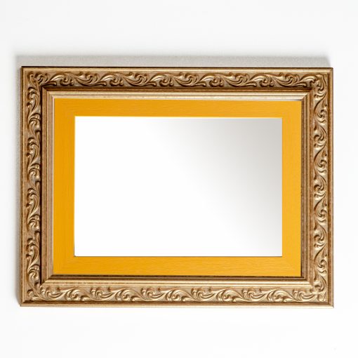 Καθρέπτης  ξύλινος τοίχου οριζόντιος χρώμα χρυσό ματ με σκαλίσματα και κίτρινο σχέδιο K2022/1 & 29/18-Hoper.gr
