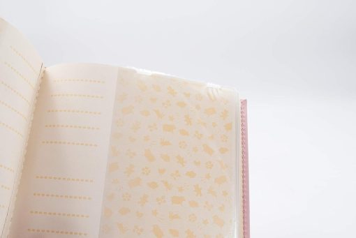 Pink leather-bound album with silver metallic decoration and space on the cover for a photo, with pockets for 100 photos 10×15 cm (baby album) 281ALB-Hoper.gr