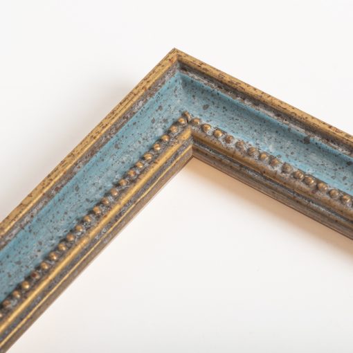 Κορνίζα ξύλινη τοίχου  χρώμα χρυσό & γαλάζια τουρκουάζ  γραμμή  με σημάδια  παλαίωσης και σκάλισμα κόσμημα  , τζάμι Ματ (Κ6101/98)-Hoper.gr